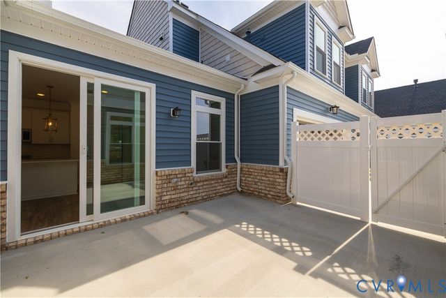 6714 Mayland Ridge Ln, Moseley, VA 23120