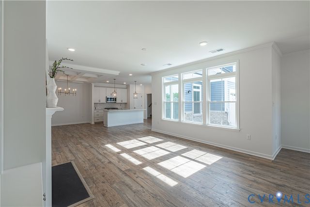 6714 Mayland Ridge Ln, Moseley, VA 23120