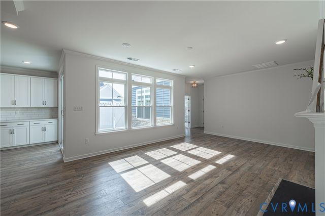 6714 Mayland Ridge Ln, Moseley, VA 23120