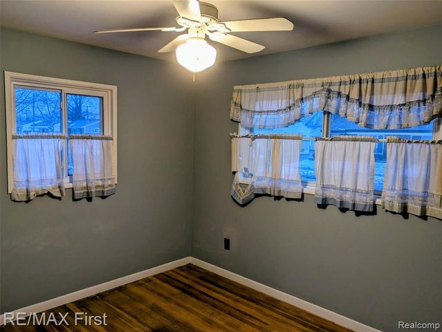 247 Hecht Drive, Madison Heights, MI 48071