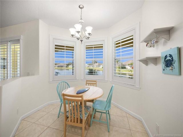 155 56th Drive SW, Vero Beach, FL 32968