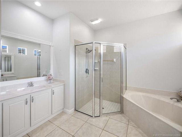 155 56th Drive SW, Vero Beach, FL 32968