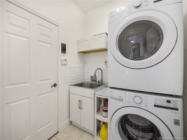 155 56th Drive SW, Vero Beach, FL 32968