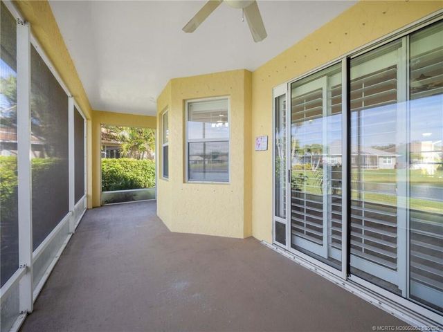 155 56th Drive SW, Vero Beach, FL 32968