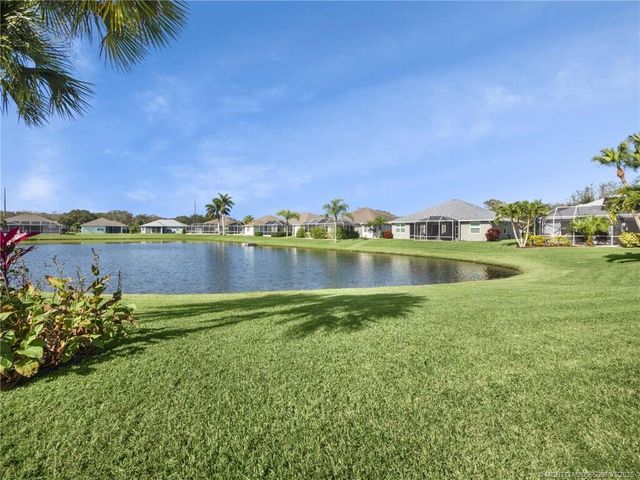 155 56th Drive SW, Vero Beach, FL 32968