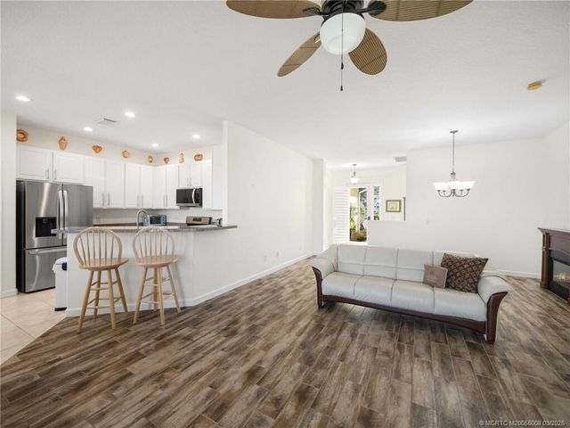 155 56th Drive SW, Vero Beach, FL 32968