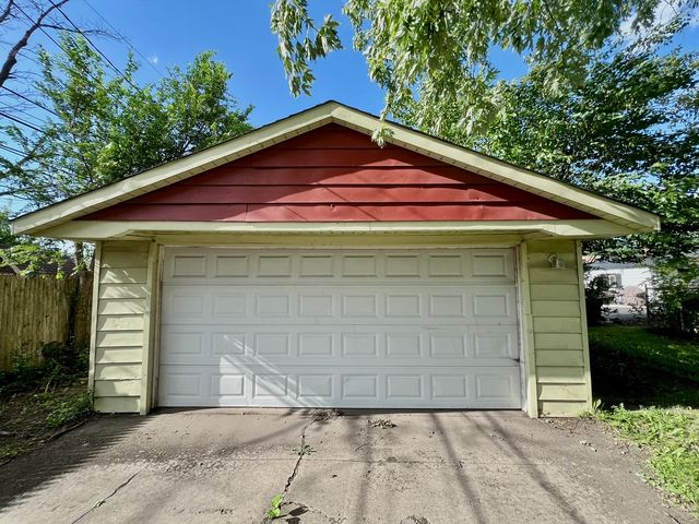 606 E 164th Place, South Holland, IL 60473