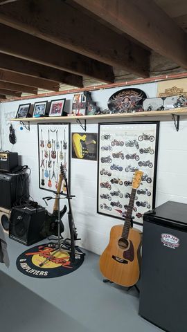 3741 S Shepherd Road, Chippewa Twp, MI 48858