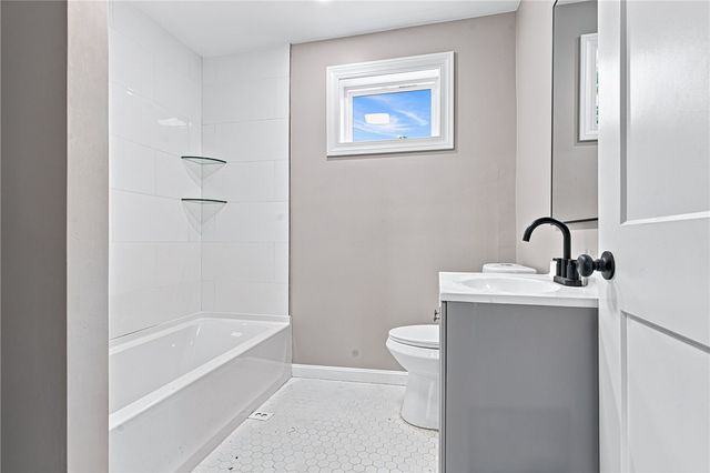 33 Tower Street, Pawtucket, RI 02860