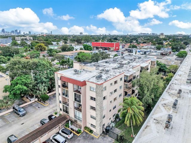 3640 NW 9th St 401, Miami, FL 33125