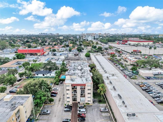 3640 NW 9th St 401, Miami, FL 33125