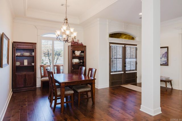 1195 Westcliffe Dr, Little Rock, AR 72210