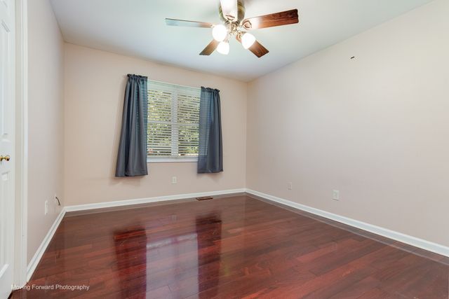 507 E Rennesoy Drive, Newark, IL 60541