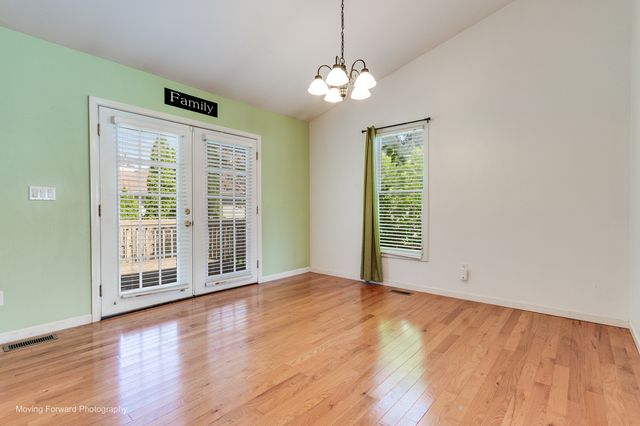 507 E Rennesoy Drive, Newark, IL 60541