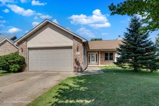 507 E Rennesoy Drive, Newark, IL 60541