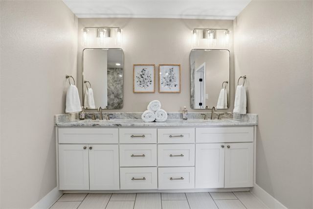 1719 Anaconda Trail, Granbury, TX 76048