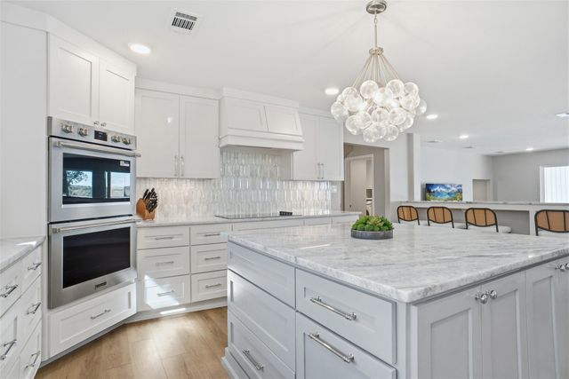 1719 Anaconda Trail, Granbury, TX 76048