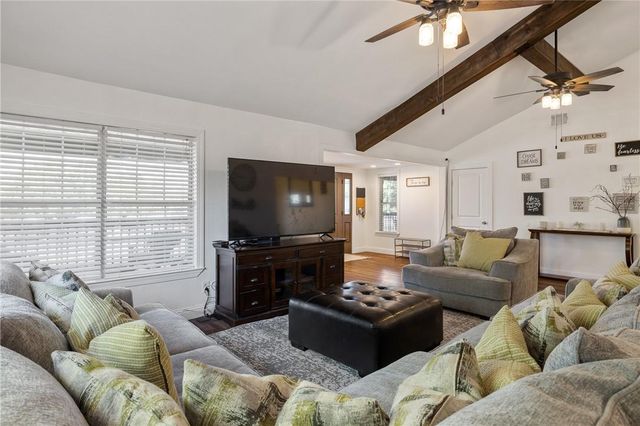 112 Old West TRL, Buda, TX 78610