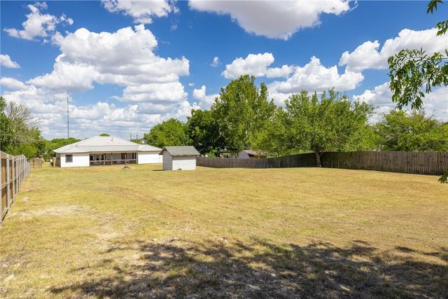 112 Old West TRL, Buda, TX 78610