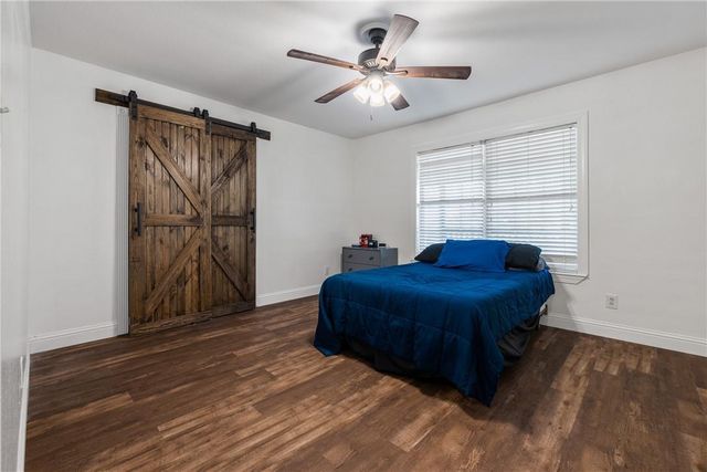 112 Old West TRL, Buda, TX 78610
