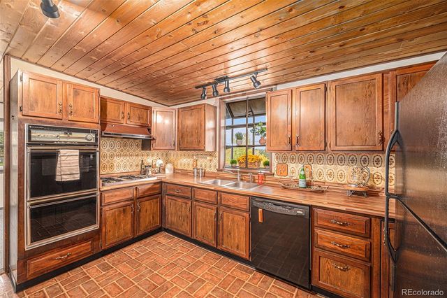 26003 Morris Avenue, Conifer, CO 80433