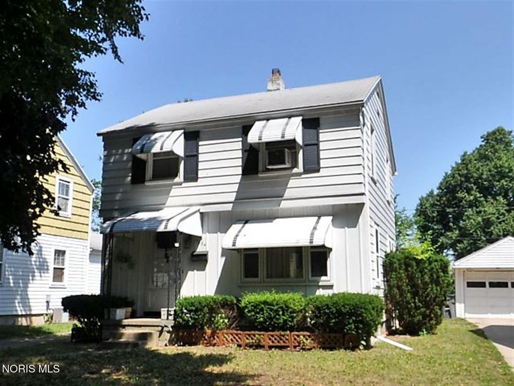 1204 Hawk Street, Toledo, OH 43612