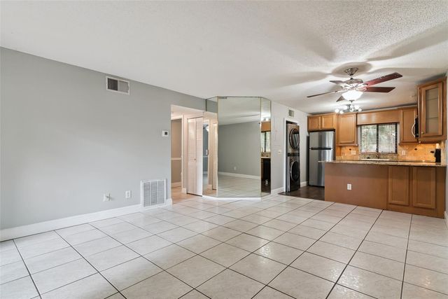 7302 SWALLOW RUN 7302, Winter Park, FL 32792