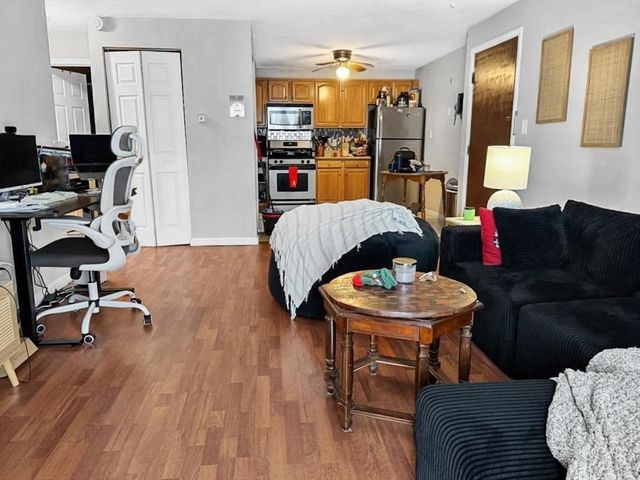 10 Kenmar Drv 40, Billerica, MA 01821