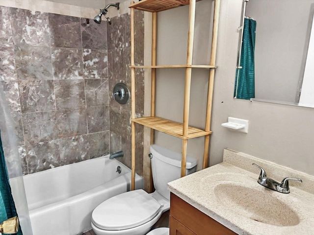 10 Kenmar Drv 40, Billerica, MA 01821