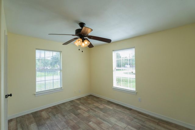 9143 Conger Street, Houston, TX 77075
