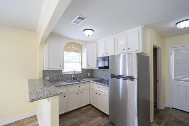 9143 Conger Street, Houston, TX 77075