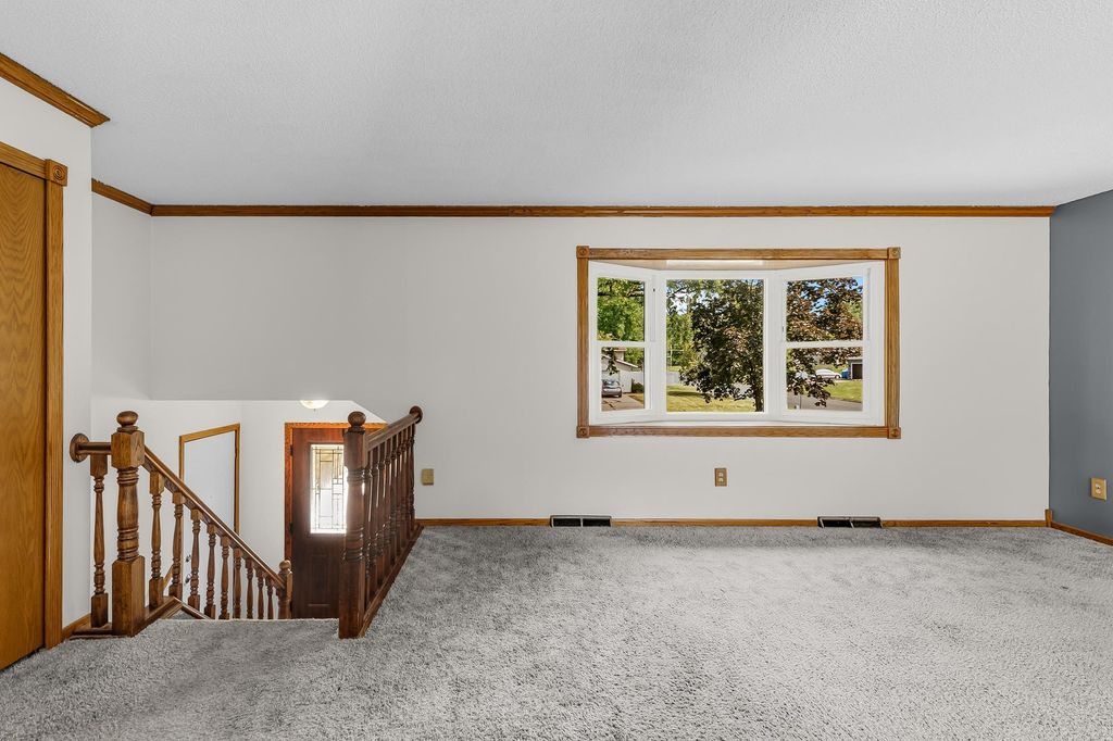 406 Schilling Circle NW, Forest Lake, MN 55025 — photo 3