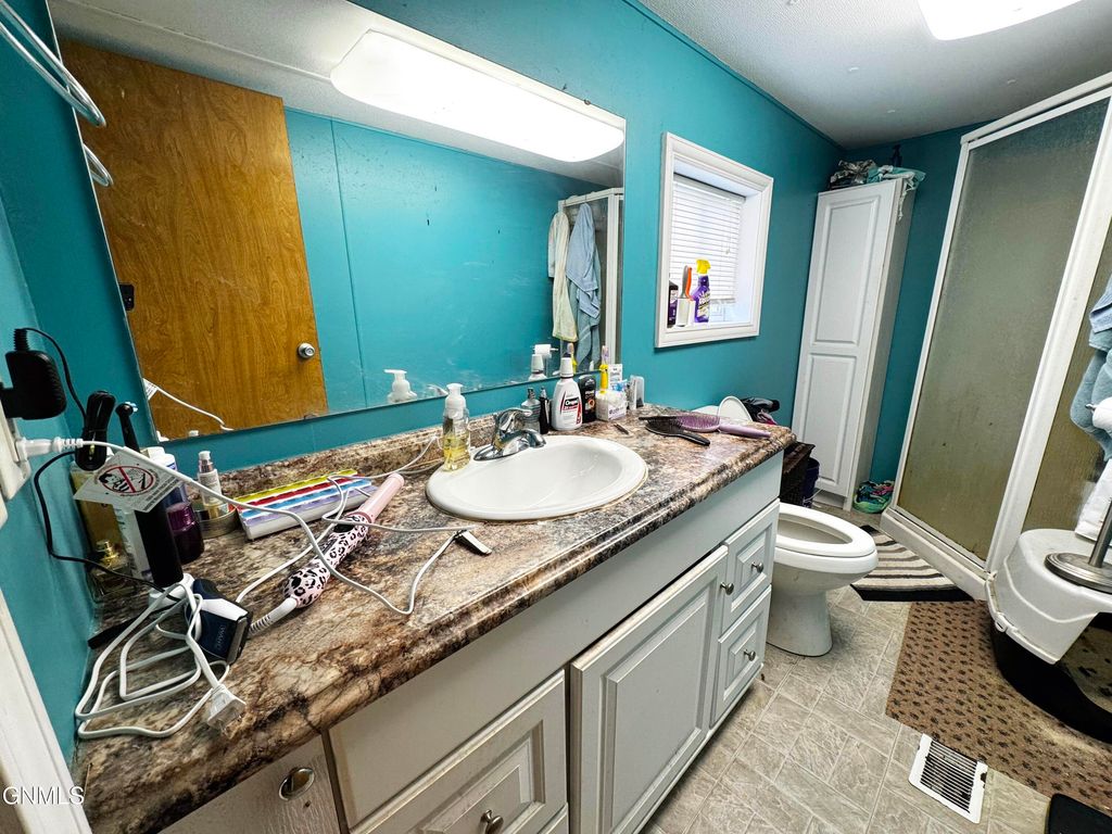 203 Deer Street, Mandan, ND 58554 photo 8