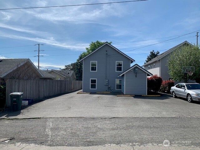 2424 Orleans Street, Bellingham, WA 98229