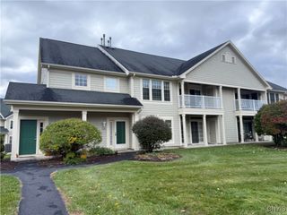 2402 Pipers Court, Lysander, NY 13027