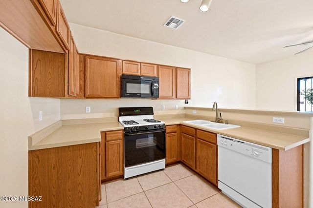 8254 W Kerr Drive, Tucson, AZ 85757