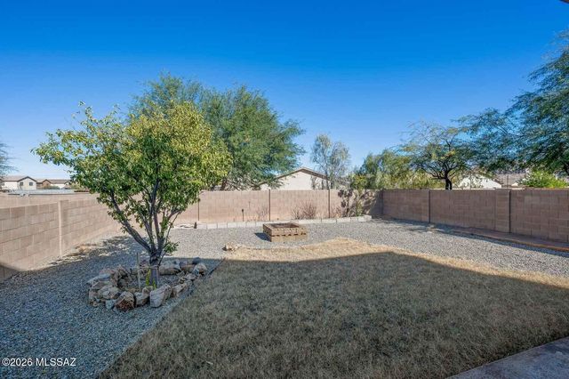 8254 W Kerr Drive, Tucson, AZ 85757