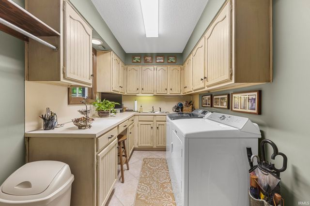 1365 W 15th Street, Jasper, IN 47546