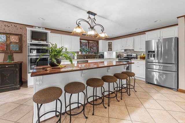 1365 W 15th Street, Jasper, IN 47546