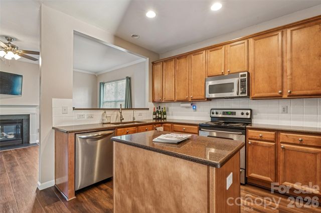 9552 Kings Parade Boulevard, Charlotte, NC 28273