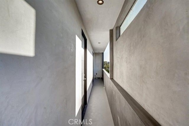 2012 S Curson, Los Angeles, CA 90016