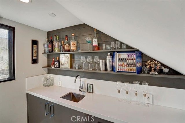 2012 S Curson, Los Angeles, CA 90016