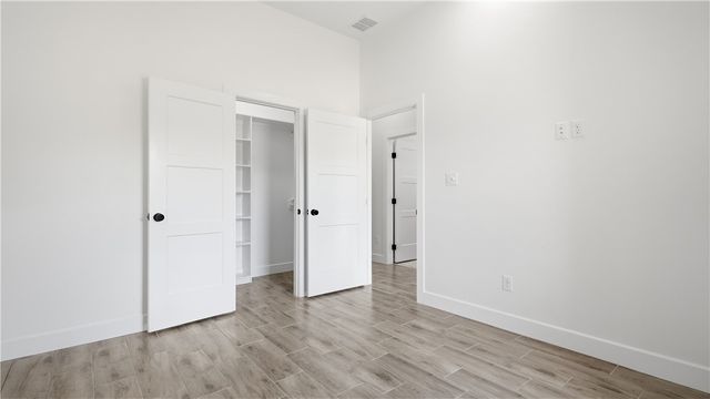 3225 Glencairn Court, Bryan, TX 77808