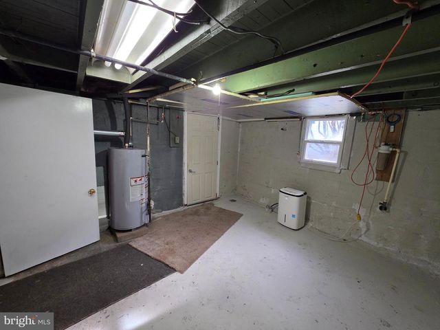 91 CHAMPION ST, Wiley Ford, WV 26767