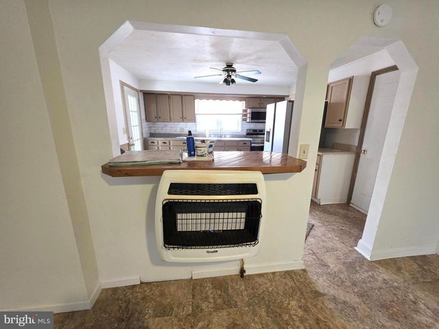 91 CHAMPION ST, Wiley Ford, WV 26767