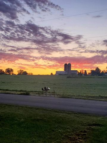 N6539 Peck Station ROAD, Elkhorn, WI 53121