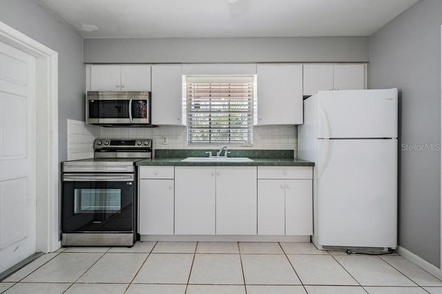 2709 W ABDELLA STREET, Tampa, FL 33607