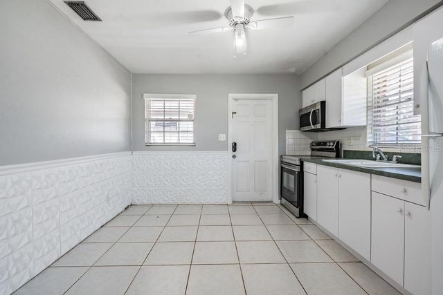 2709 W ABDELLA STREET, Tampa, FL 33607