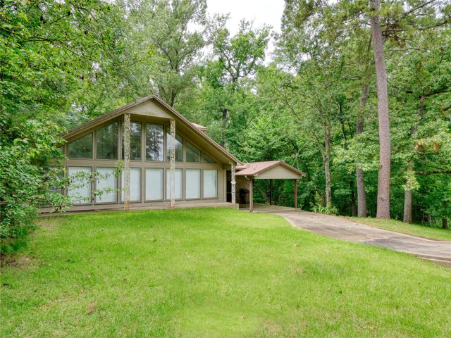 1508 Canadian Drive, Scroggins, TX 75480