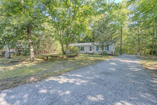 34 Forest Brook Drive, Barrington, NH 03825